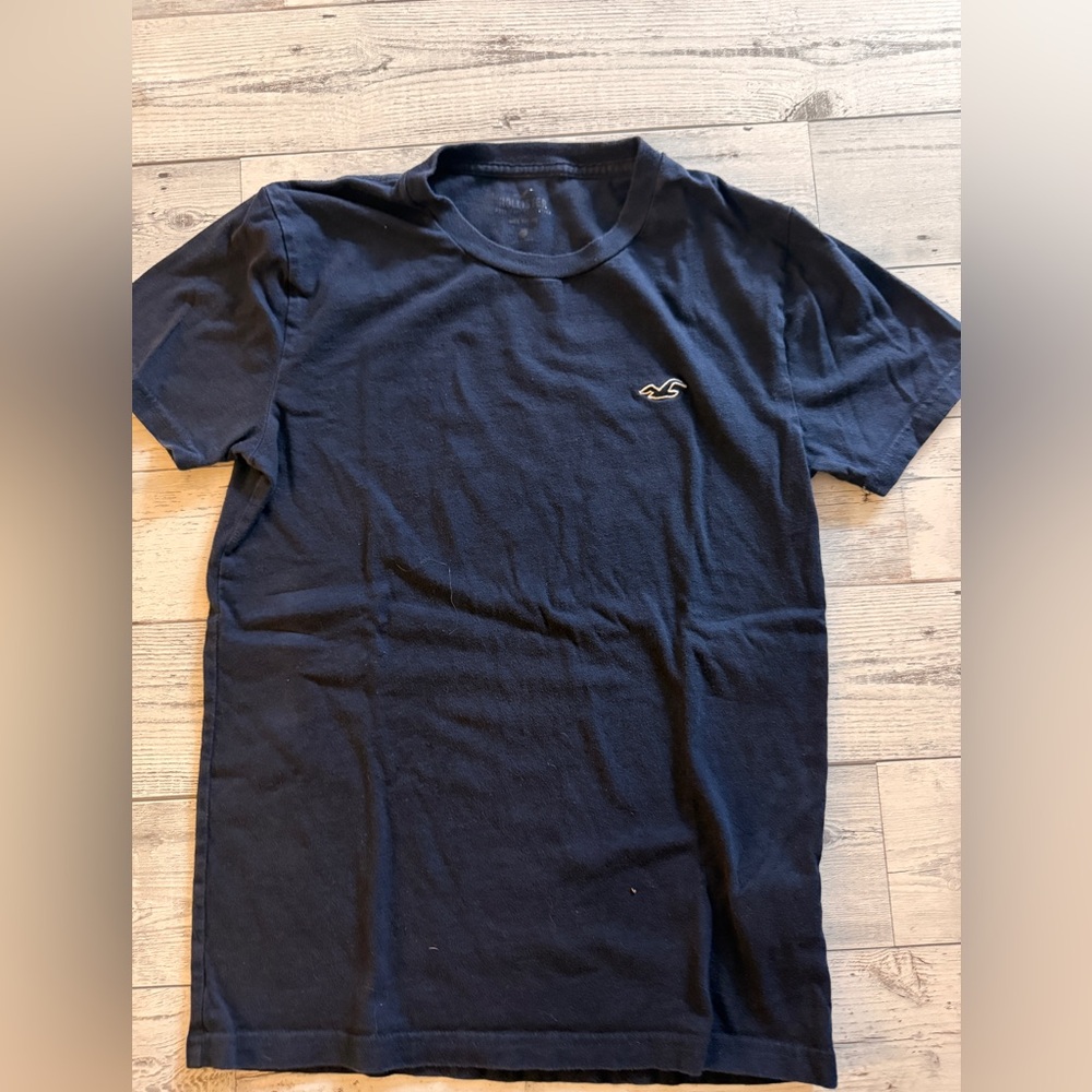 Hollister basic logo tee